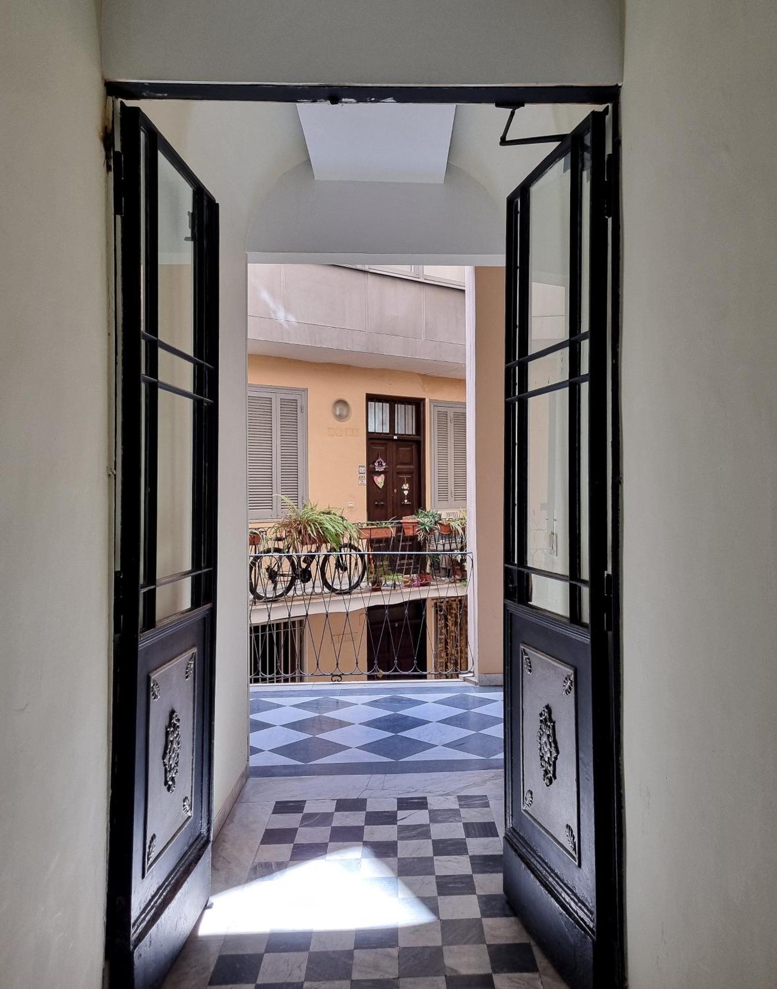 Colosseum Luxury Suite Rome Exterior photo