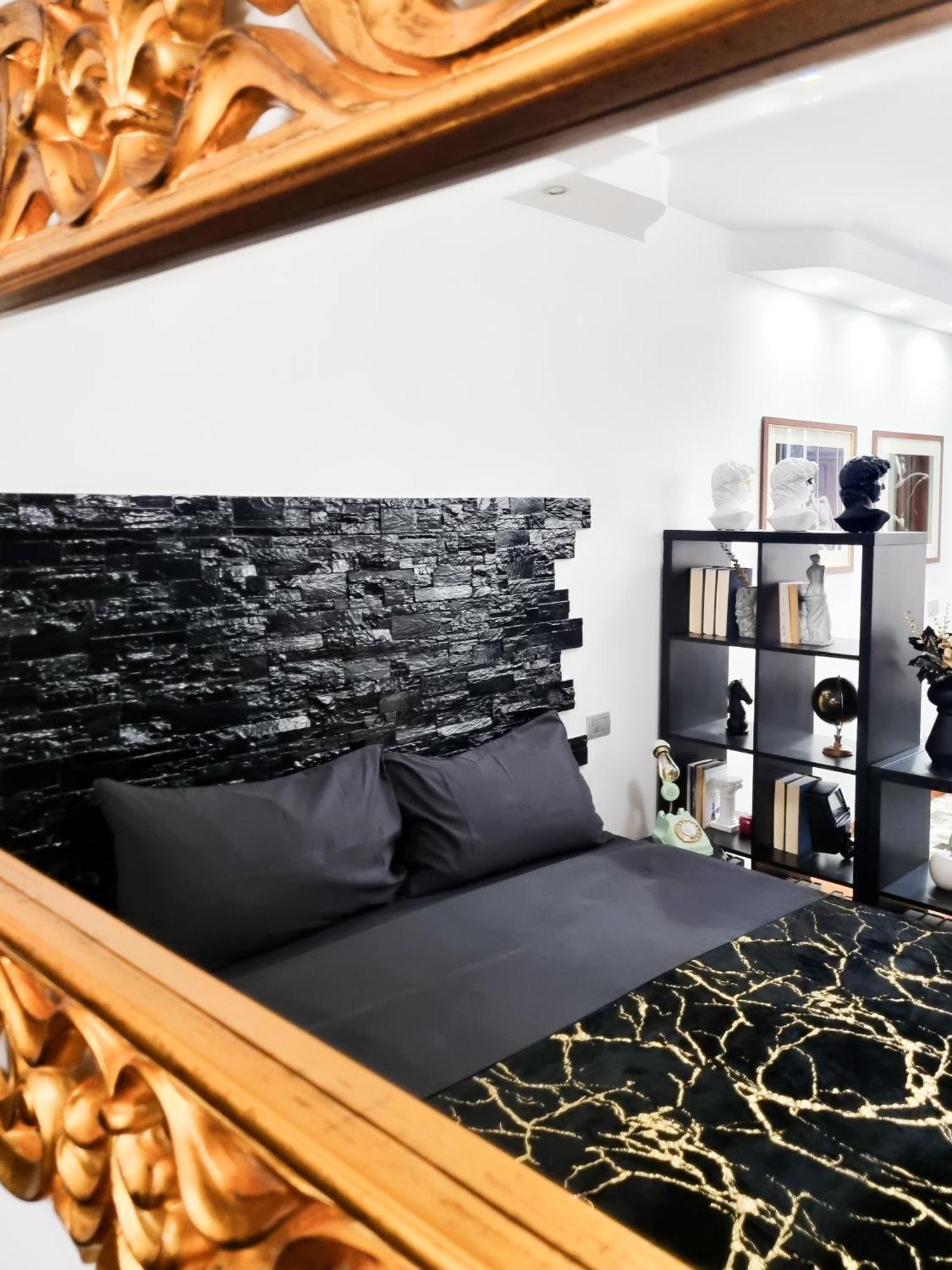 Colosseum Luxury Suite Rome Exterior photo